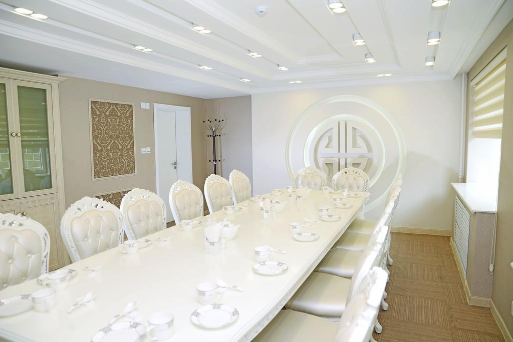 Flower Hotel Ulaanbaatar Ngoại thất bức ảnh